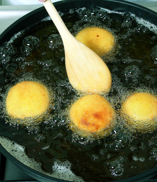 Gebackene Kartoffelknödel